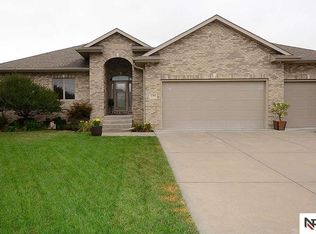21342 Castlerock Ln, Gretna, NE 68028