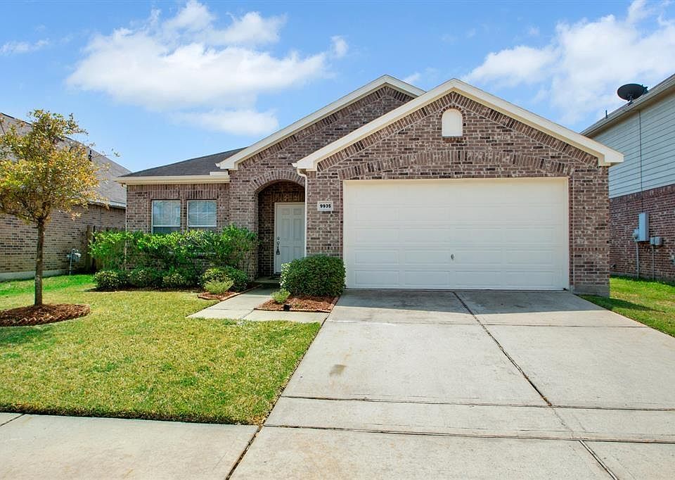 1st image of 9935 Blissfull Valley Ln