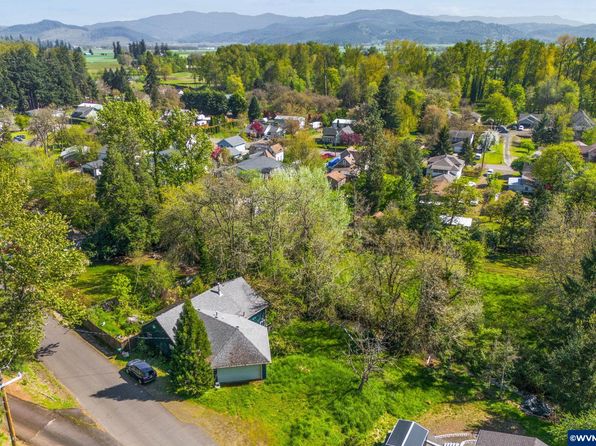 336 Spaulding Ave, Brownsville, OR 97327