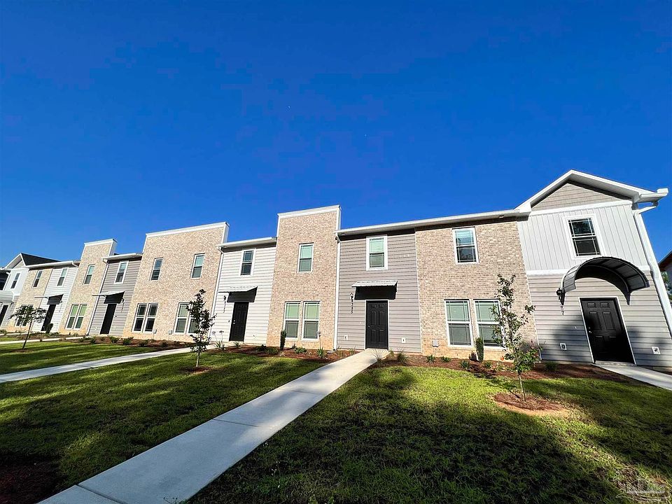 1st image of 4379 Village Oak Ln