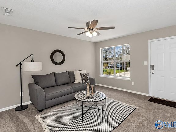 4th image of 3208 Delia Ln NW