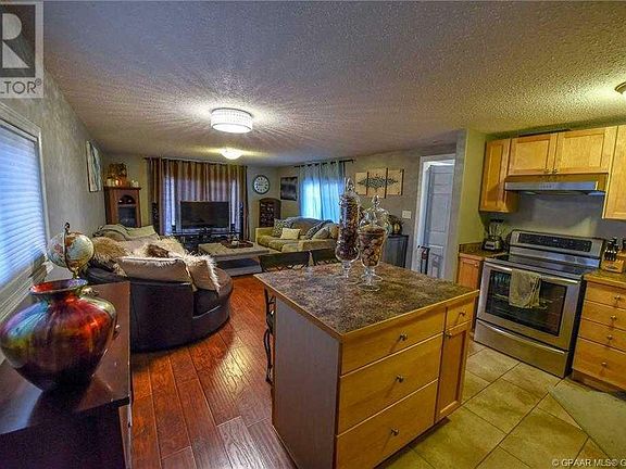 5th image of 10615 88th St #155