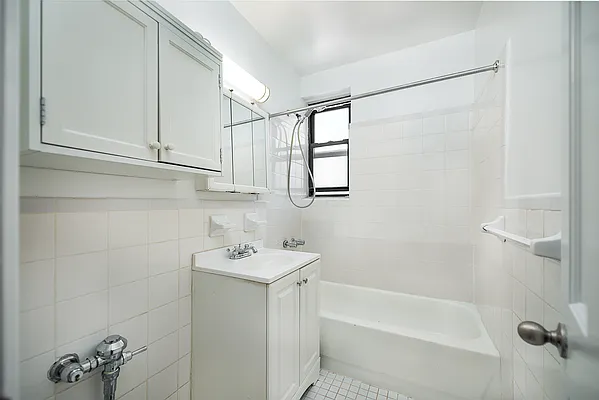 Rented by Edel Family Management | media 5