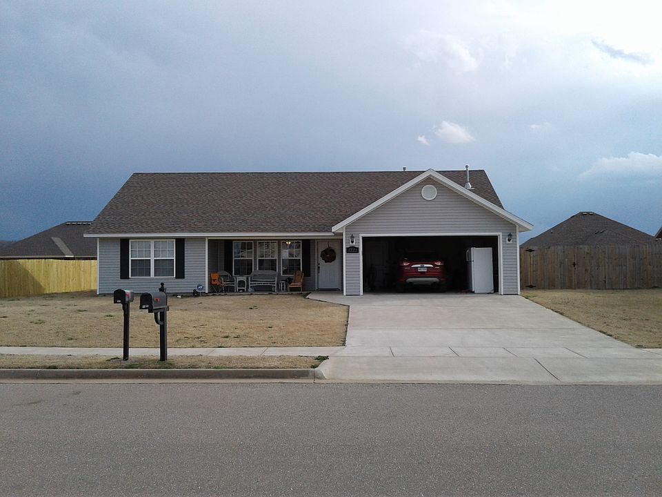 1st image of 1321 Battery Dr