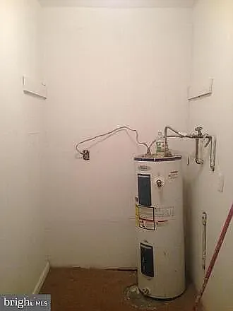 1111 Franklin St — Photo 14