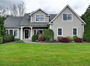 200 Fairway Xing, Glastonbury, CT 06033