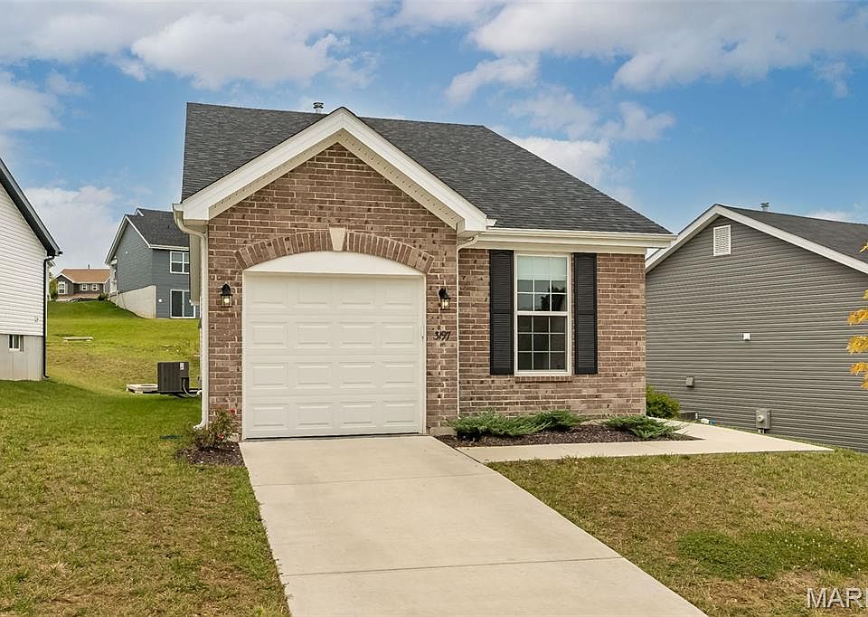 1st image of 3197 White Pine Dr
