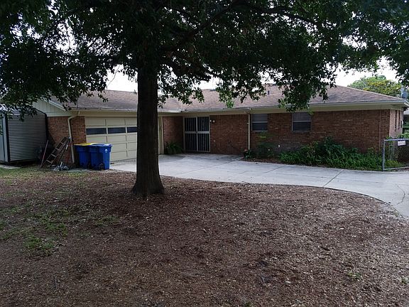 2nd image of 3005 Townsend Blvd