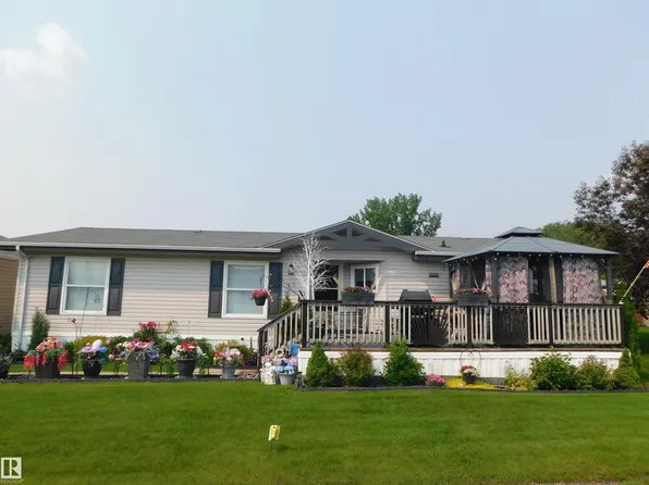 45 Crystal Cres NW, Edmonton, AB T6P 1Z6
