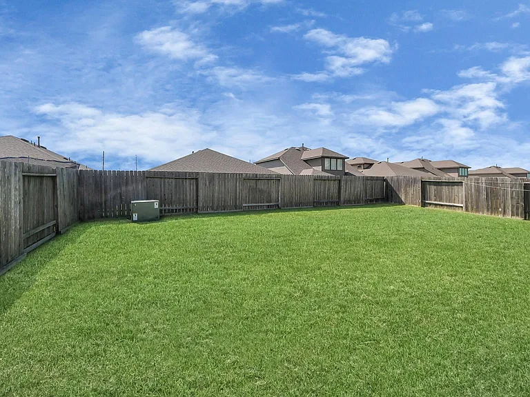 3514 Windham Way — Photo 40
