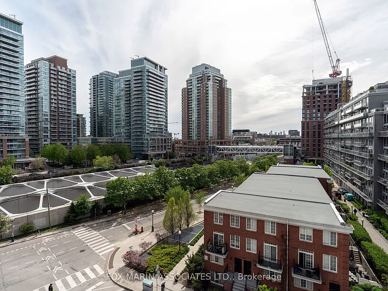 1 Shaw St #726 — Photo 18