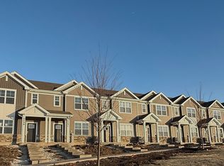 2249 Riesling Rd, Oswego, IL 60543