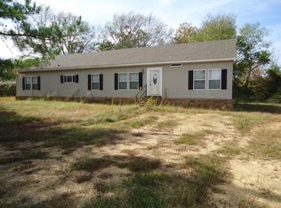1164 Pleasant Hill Rd, Columbus, MS 39702