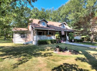 1048 Lakeland Dr, Lake Ariel, PA