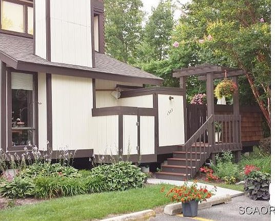 1st image of 1302 Forest Hills Ct #13A2