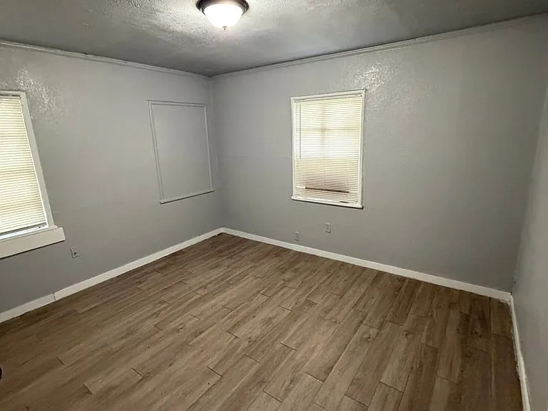 4716 Littlepage St — Photo 4
