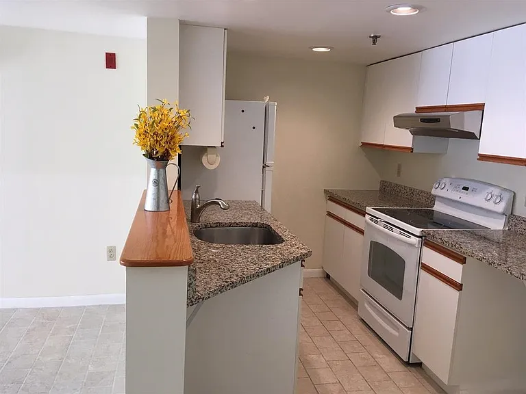 55 Congress St #504 — Photo 5