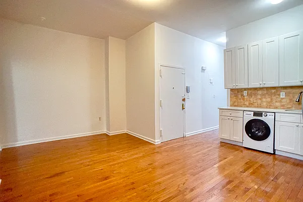 Rented by Compass | media 1