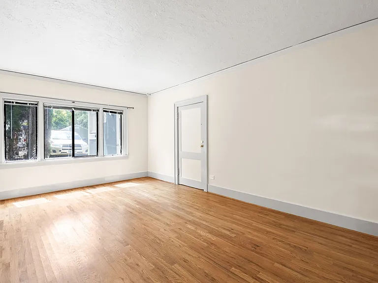 9-1526 SE Hawthorne Blvd #9 — Photo 5