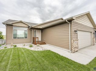 3856 N Galaxy Ln, Sioux Falls, SD 57107