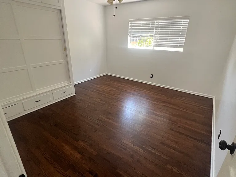3550 Locke Ave — Photo 5