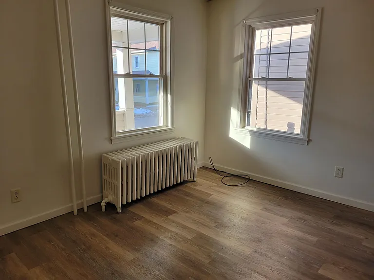 652 Coleman Ave — Photo 7