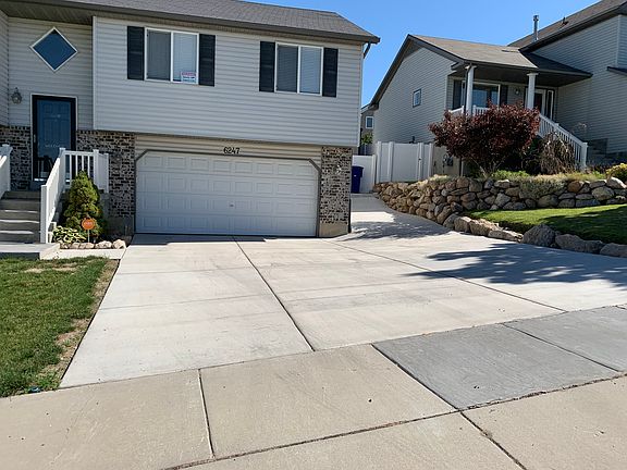 2nd image of 6247 W Denman Ave