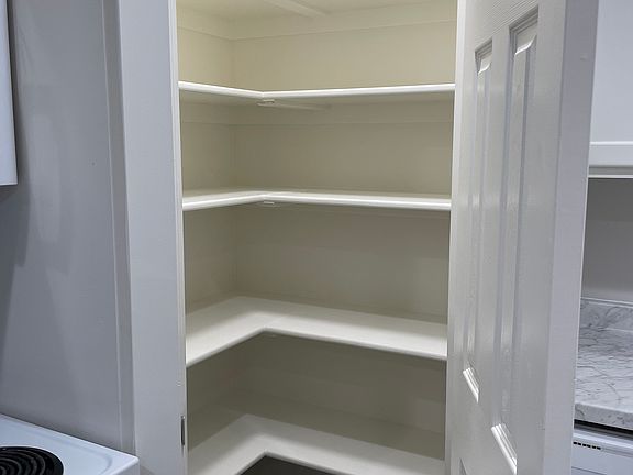 4th image of 10216 N Forest Creek Dr
