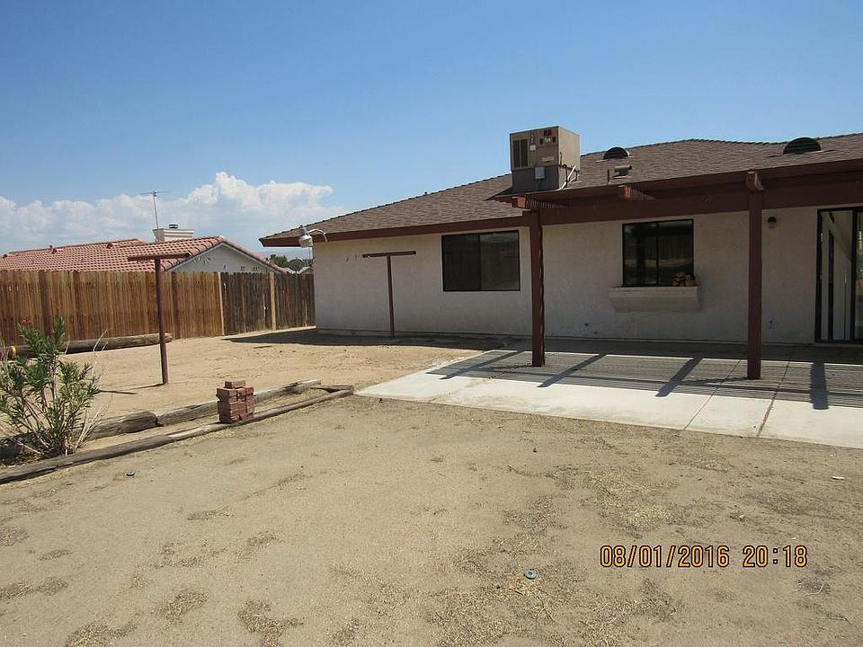 2nd image of 16636 Nisqualli Rd