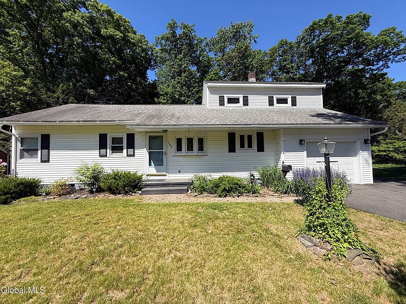 2nd image of 132 Birch Lane