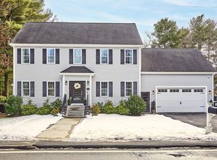 75 Chestnut St, Foxboro, MA 02035