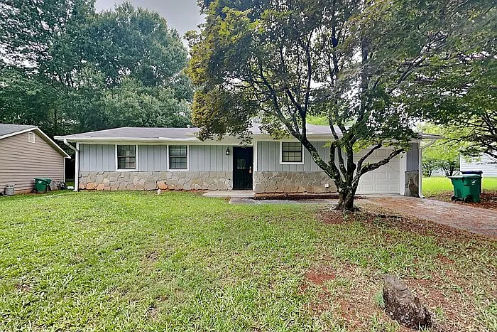 2093 Drake Ct — Photo 1