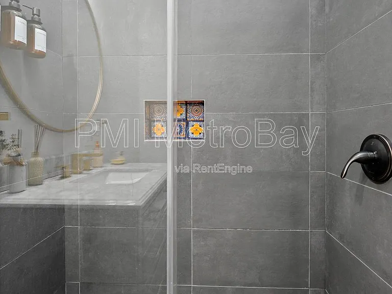 8505 N Lamar St #C — Photo 9