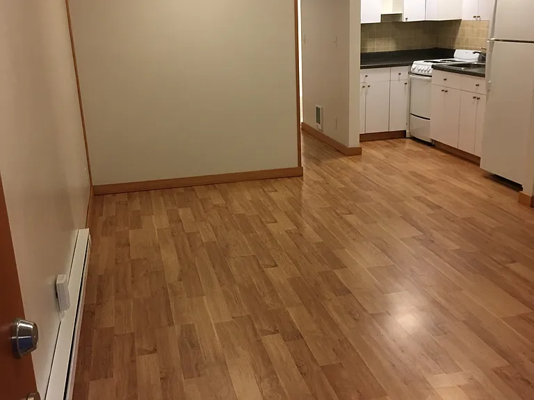 6250 33rd Ave NE #7 — Photo 5