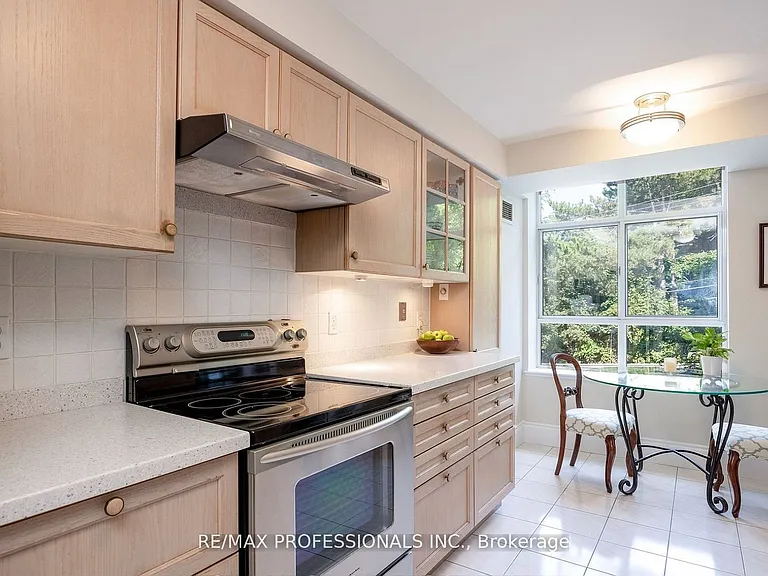 75 York Mills Rd #303 — Photo 16