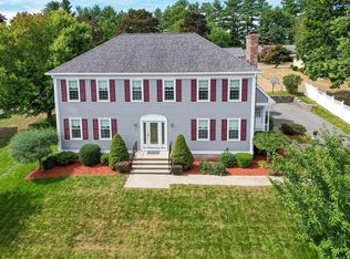 11 Brookfield Rd, Methuen, MA 01844