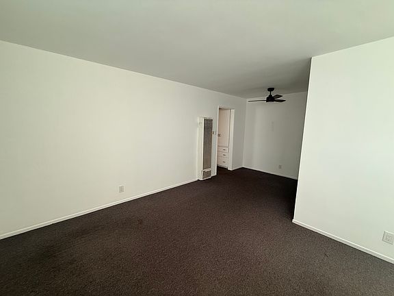 3rd image of 824 Wellesley Ave #1