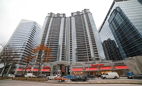 4978 Yonge St Photo 1