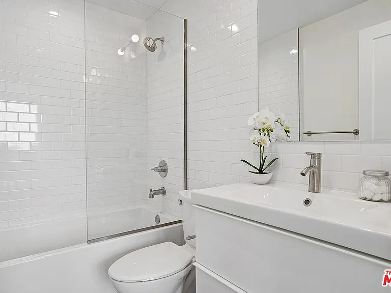 4145 Tilden Ave #A — Photo 4