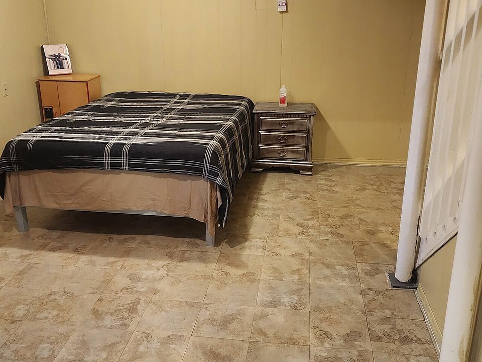2nd image of 4778 Devon Way