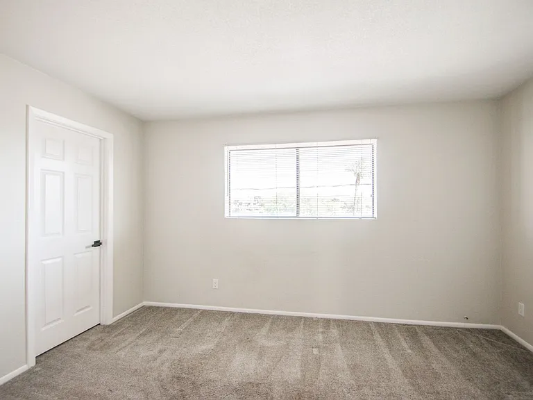 7761 N 19th Dr — Photo 27