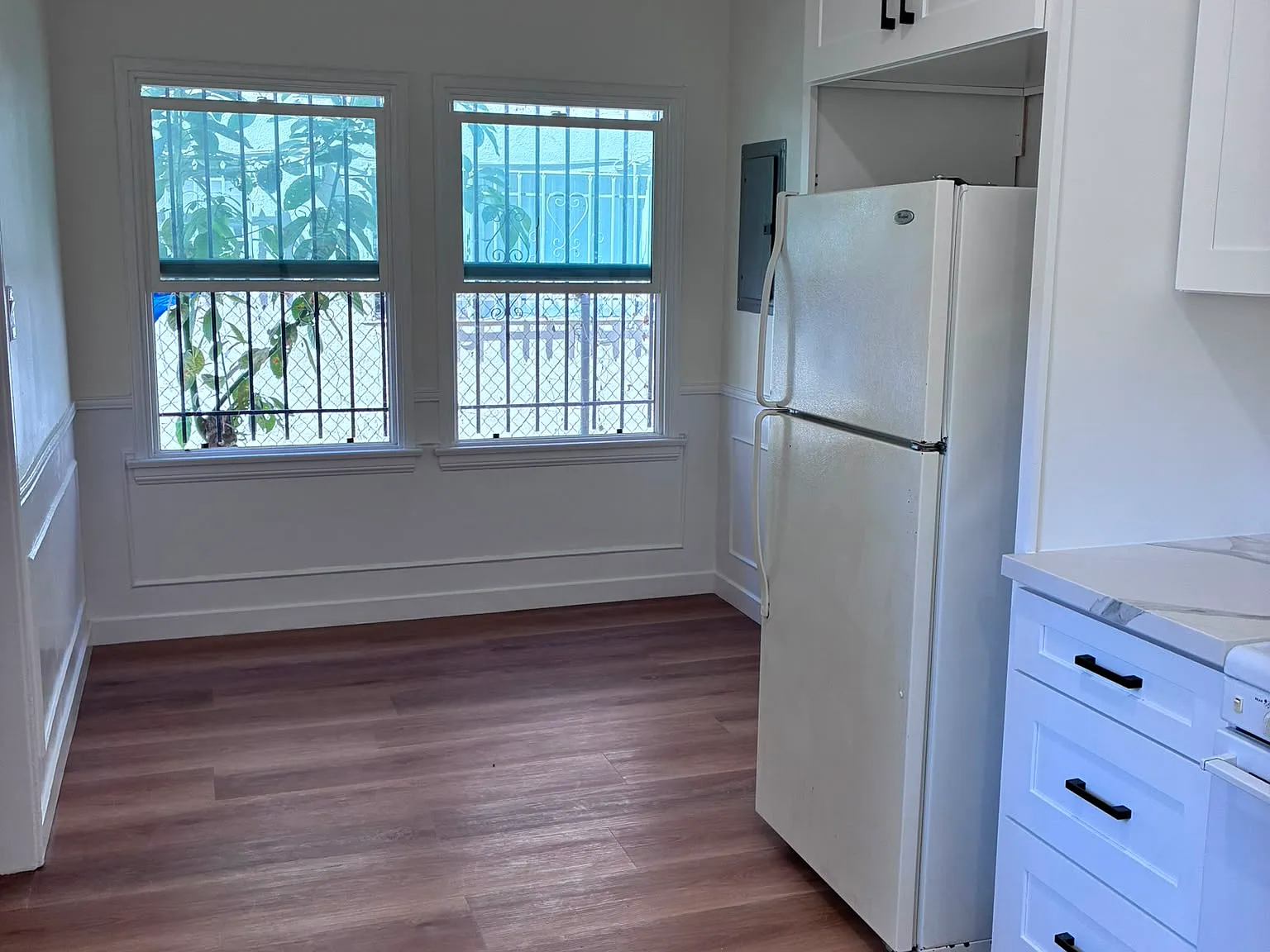 1 bed, $2,399 — Photo 2