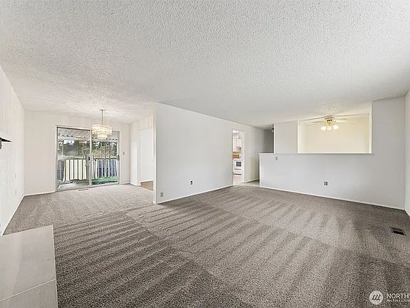 5th image of 1120 106th Street Ct E