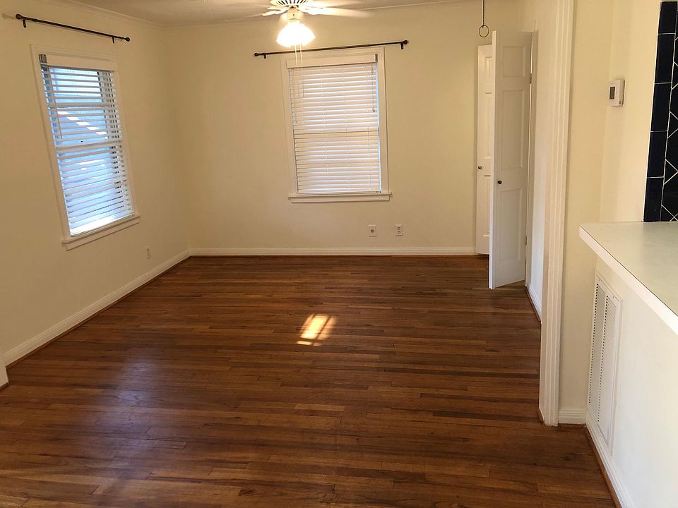 1st image of 3504 1/2 Mount Vernon St