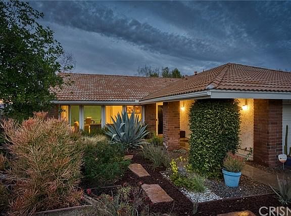 2nd image of 4211 Pickney Dr