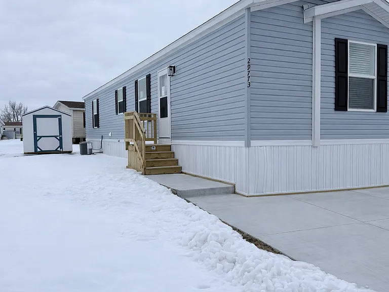 29800 Guilford Cir #124 — Photo 19