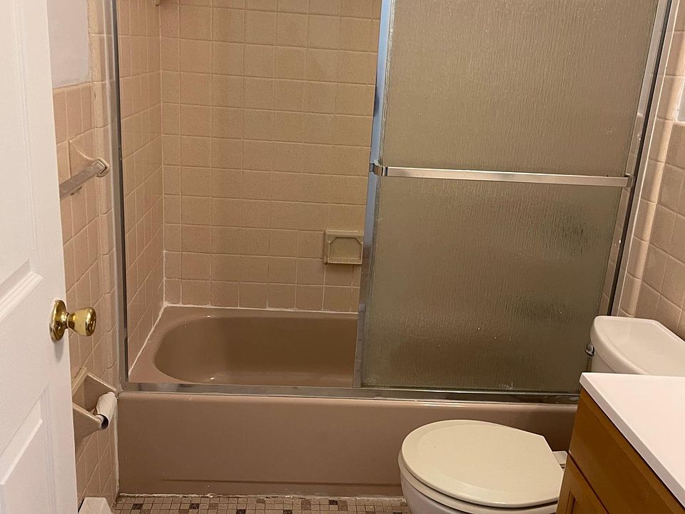 1st image of 240-15 69th Ave #1
