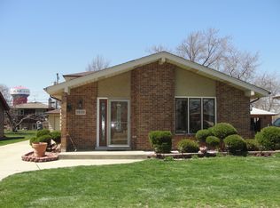 11820 S Leamington Ave, Alsip, IL 60803
