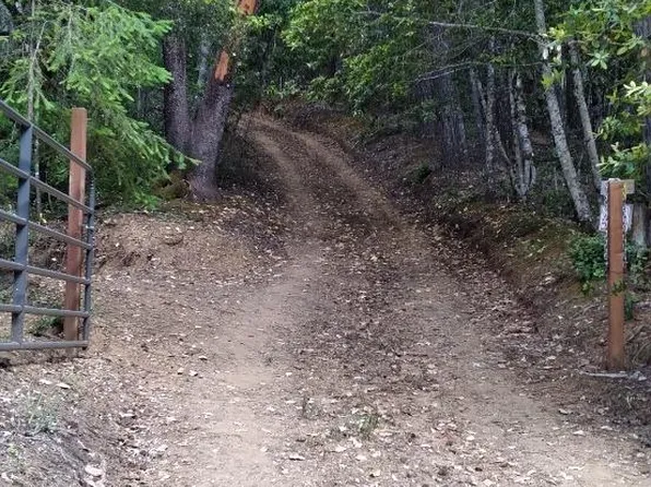 30200 N Timberline Road N, Willits, CA 95490