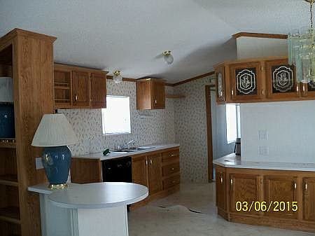 1st image of 252 Mahoning Dr